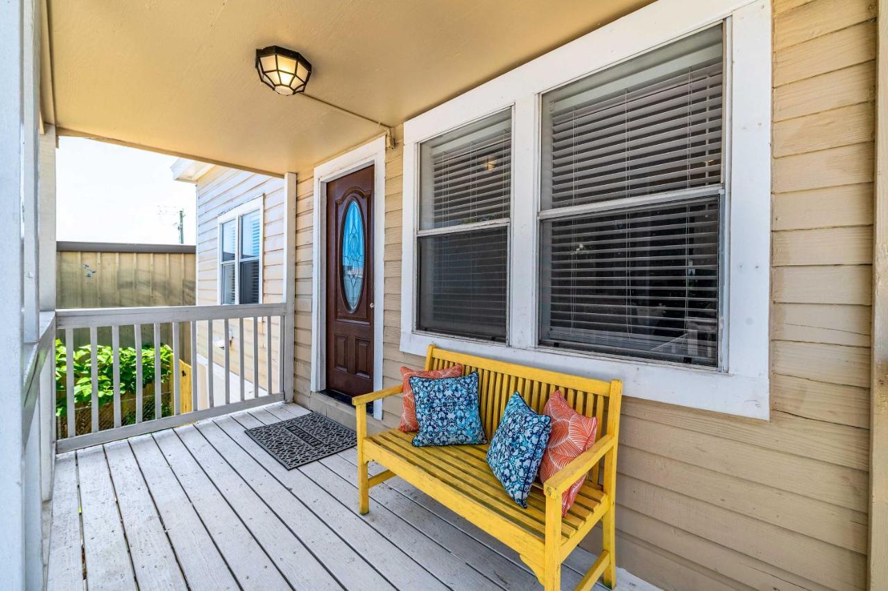 Galveston Home About 1 Mi To Pier, Fishing, And Beaches Exteriör bild