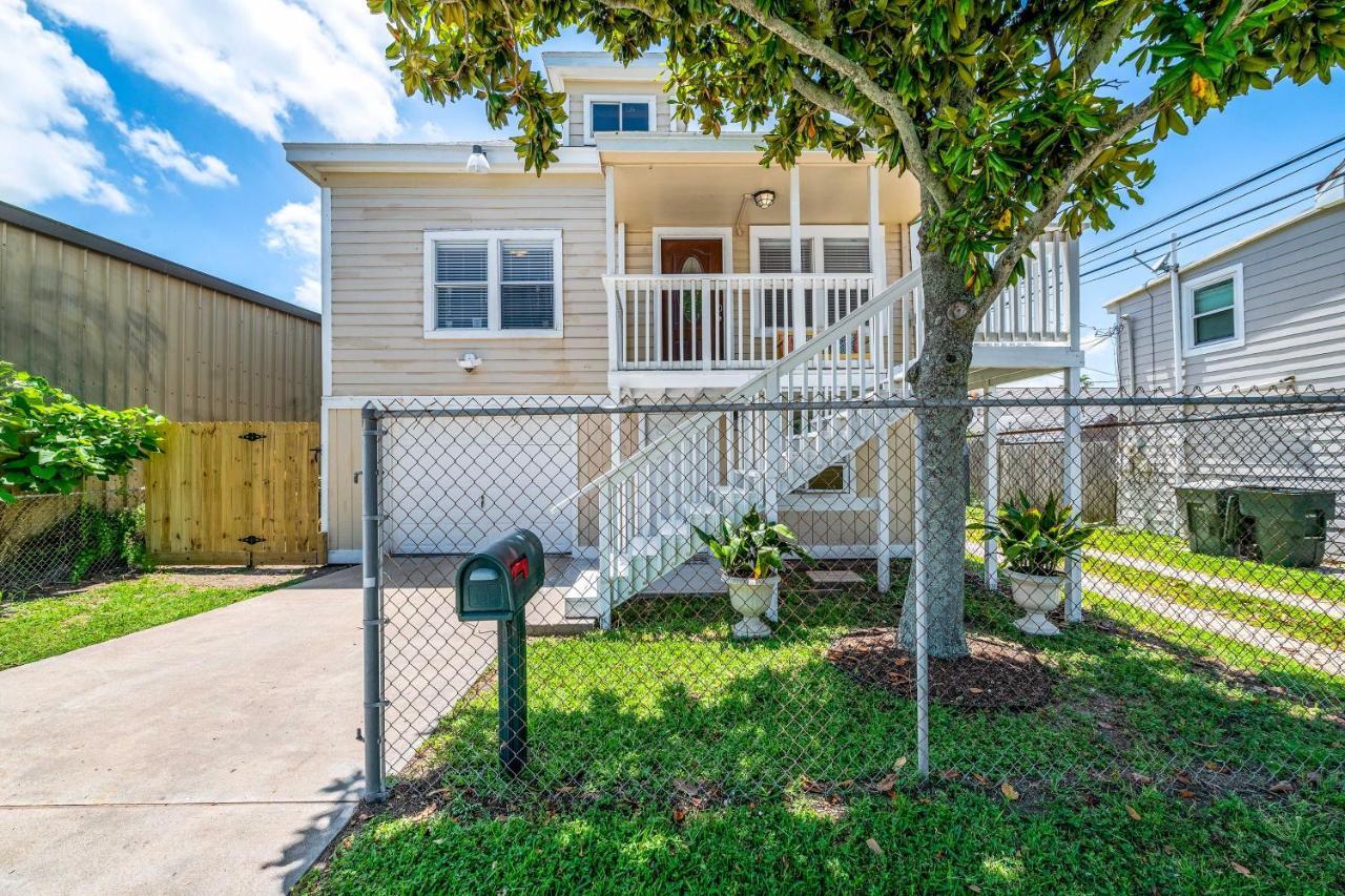 Galveston Home About 1 Mi To Pier, Fishing, And Beaches Exteriör bild